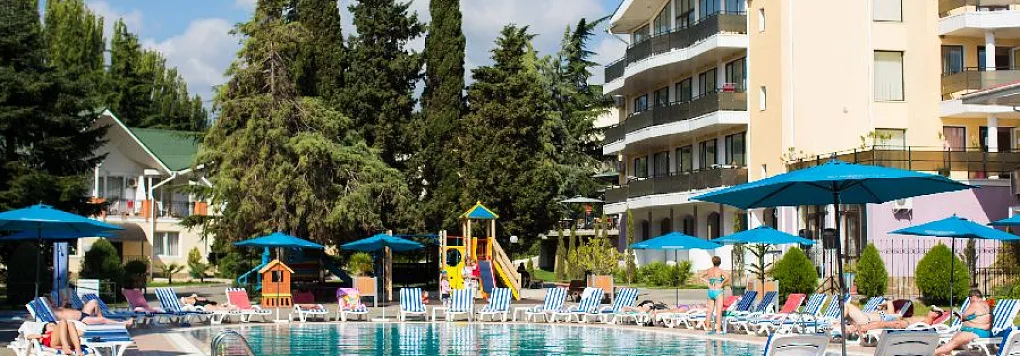 Крым. Алушта. Отель ДЕМЕРДЖИ 3*.