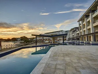 Отель HIDEAWAY AT ROYALTON NEGRIL RESORT 5*