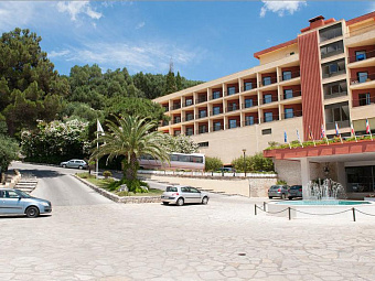 NISSAKI BEACH HOTEL 4*