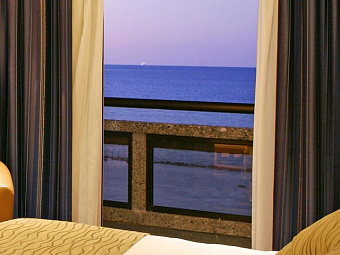 CROWNE PLAZA LIMASSOL 4*