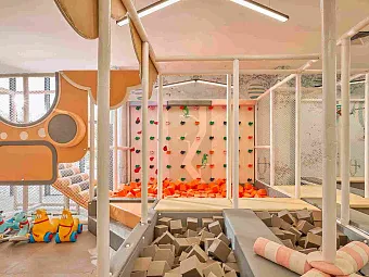 LUGANO RESORT & SPA CAM RANH 5*