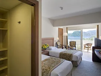 Отель Grand Yazici Mares 5*
