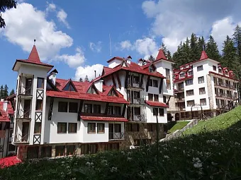Отель THE CASTLE COMPLEX APARTHOTEL 3*