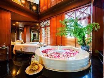 Отель ANDAMAN SEA VIEW HOTEL 4*