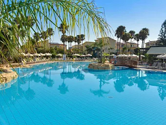 Отель MAKRONISOS VILLAGE 3*