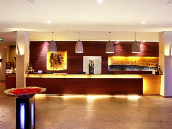 Отель MERCURE KUTA 4*