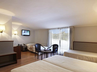  KYRIAD ANDORRA COMTES HOTEL 3*