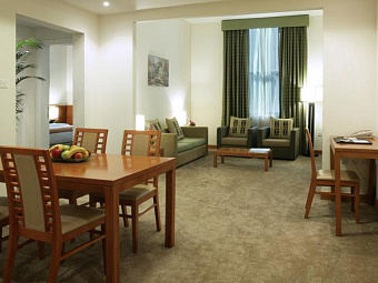 RAMADA HOTEL & SUITES 4*