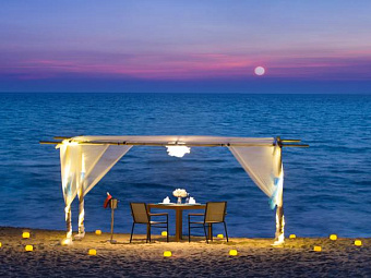 Отель HOLIDAY INN RESORT PHUKET MAI KHAO BEACH 4*