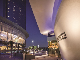 Отель JUMEIRAH AT ETIHAD TOWERS 5*