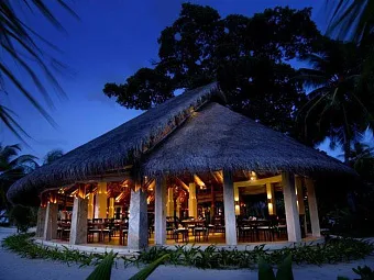 Бар отеля KURAMATHI ISLAND RESORT 4*