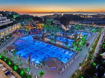 Отель CRYSTAL SUNSET LUXURY RESORT & SPA 5*