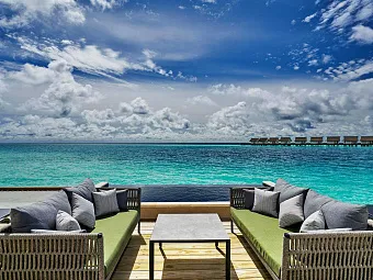 2 Bedroom Rock Royalty Overwater Pool Villa