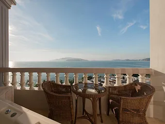 SUNRISE NHA TRANG BEACH HOTEL & SPA 5*