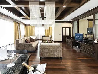 Отель ALPINA PHUKET NALINA RESORT 4+*