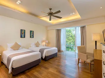  Отель SPLASH BEACH RESORT PHUKET 5*