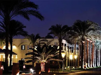  Отель REEF OASIS BEACH RESORT 5*