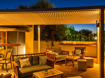 NIFOREIKA BEACH HOTEL & BUNGALOWS 3*