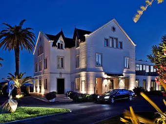 Отель FAROL DESIGN 5*