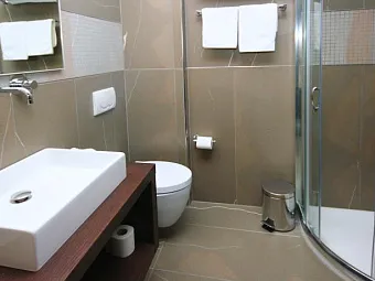 Отель CESARE AUGUSTUS 4*