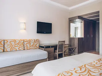  Basic Room