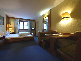 Отель PARKHOTEL SOELDEN 4*