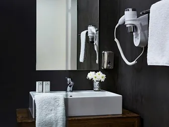 MANOS MARIA HOTEL & APARTMENTS 4*