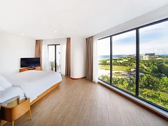 SELECTUM NOA RESORT CAM RANH 5*