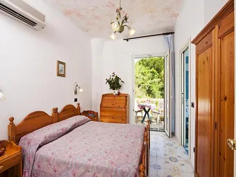 Отель GIARDINO DELLE NINFE E LA FENICE 3*