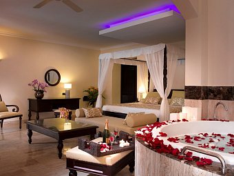 THE ROYAL SUITES TURQUESA BY PALLADIUM 5*