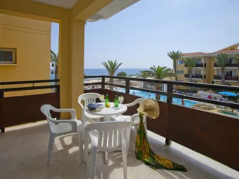 Отель MALAMA BEACH HOLIDAY VILLAGE 4*