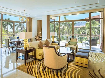 ST.REGIS SANYA YALONG BAY 5*