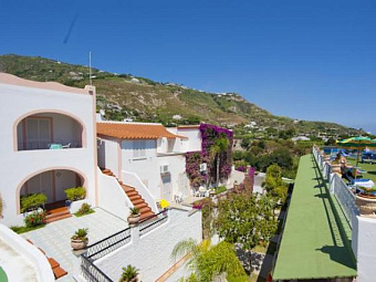 CASTIGLIONE VILLAGE HOTEL 4*
