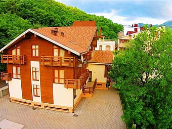Отель ДАЧА НА БЕРЕЗОВОЙ 3*