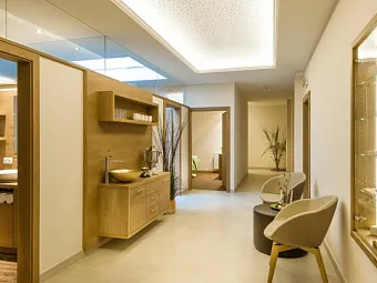 Отель OESTERREICHISCHER HOF HOTEL 4*