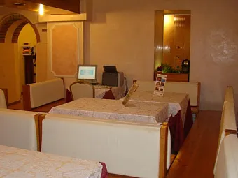 Отель VIENNA OSTENDA 4*