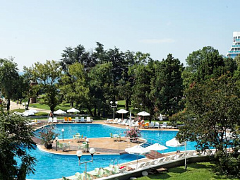 LEBED HOTEL 4*