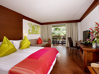 . .  KAMALA BEACH HOTEL & RESORT 4*. Deluxe room.