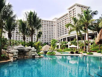 HOWARD JOHNSON RESORT SANYA BAY 5*