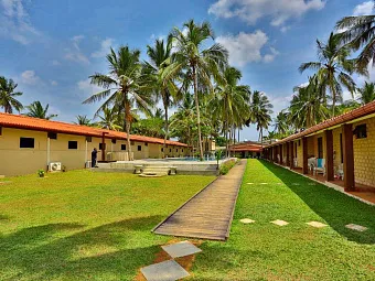 Отель AMAGI BEACH 2*, Шри-Ланка, Маравила