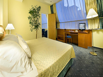  RAMADA PRAGUE CITY CENTRE 4*