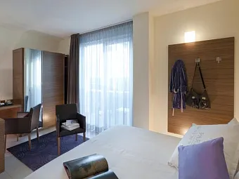 Отель AQUA 4*