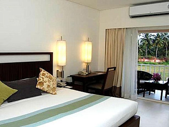  ROYAL ORCHID BEACH RESORT & SPA 4*