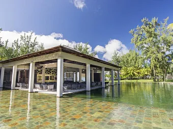 Отель RIU LE MORNE 4*