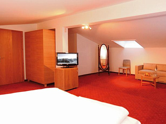  KOENIG HOTEL 3*