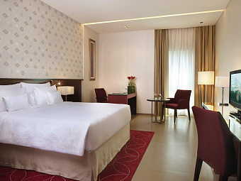 Отель COSMOPOLITAN HOTEL 4*