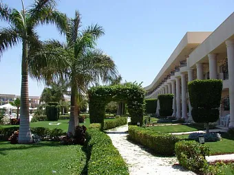 Отель ROYAL AZUR 5*