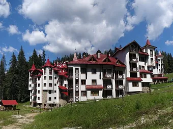 Отель THE CASTLE COMPLEX APARTHOTEL 3*