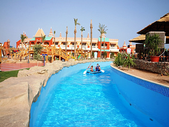 ALBATROS AQUA BLUE RESORT 4*