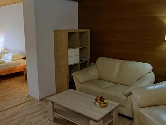 Отель EVIANQUELLE HOTEL 3*